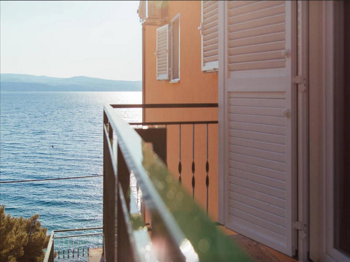House Karlo Apartments Omiš Exteriör bild