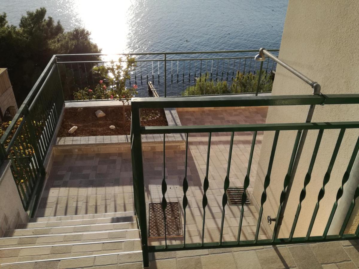 House Karlo Apartments Omiš Exteriör bild